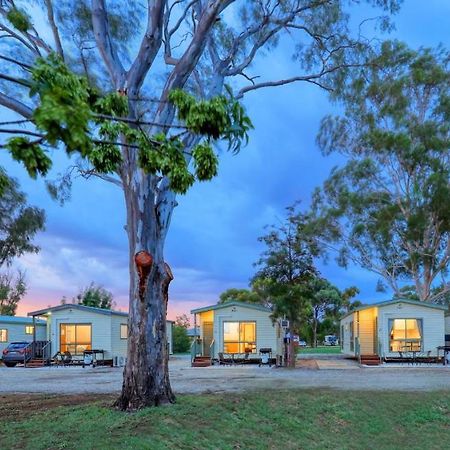 Kerang Holiday Park Екстериор снимка