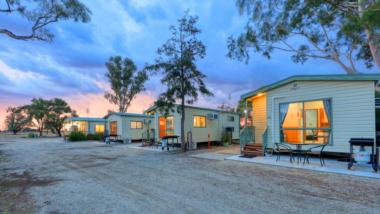Kerang Holiday Park Екстериор снимка