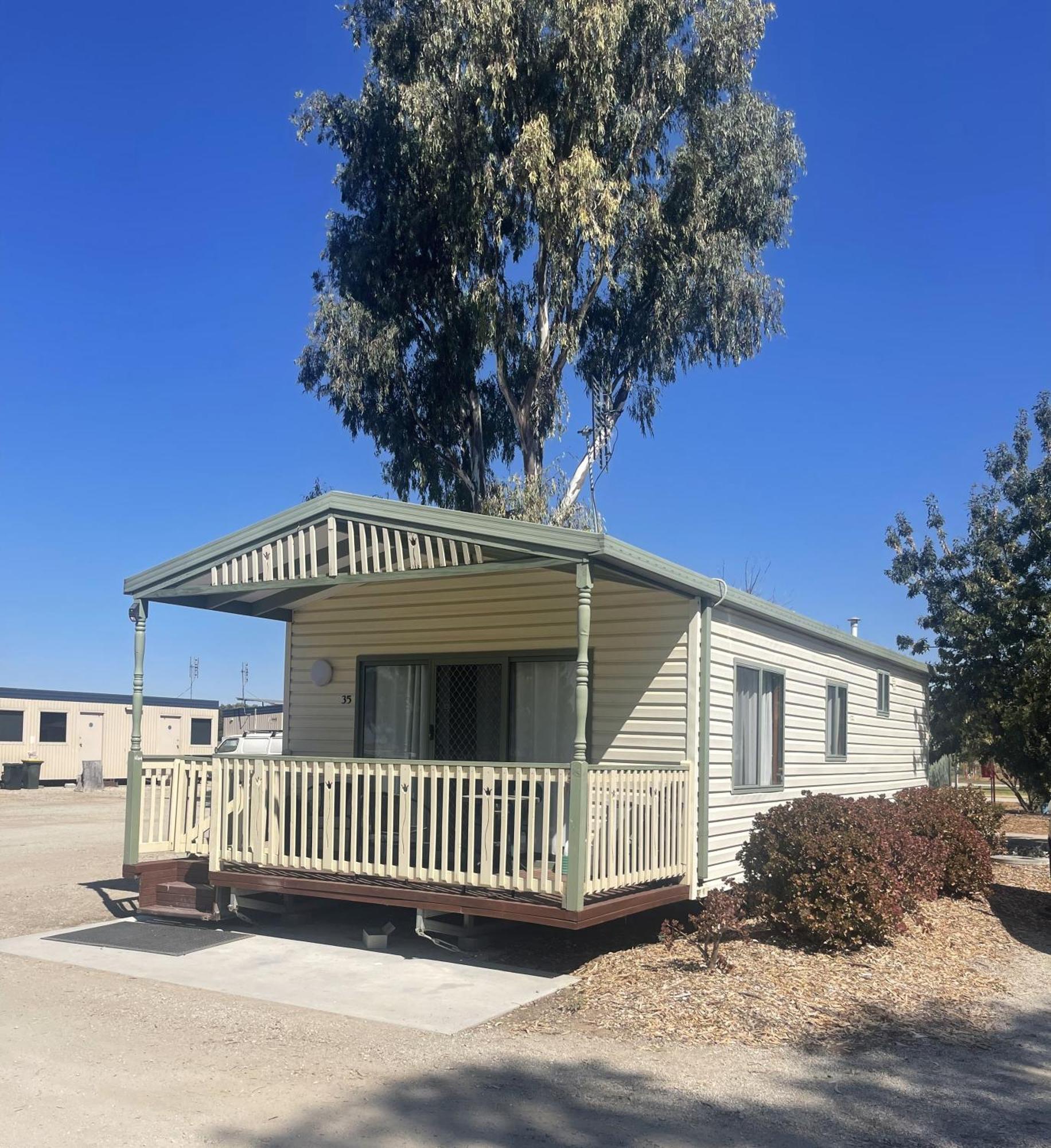 Kerang Holiday Park Екстериор снимка